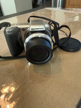 Olympus SP-600UZ Digital Camera 12 MP 15x Zoom - Silver - Tested - Work